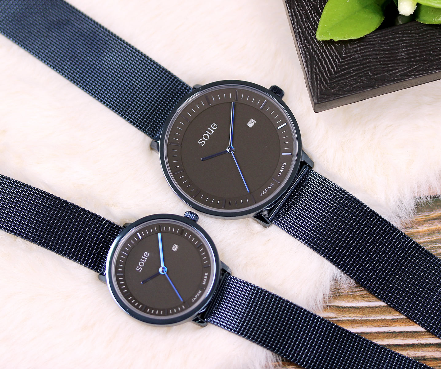 soue A Basics ペアウォッチ ステンレスベルト メッシュバンド ブルー×ブラック文字盤×メタリックブルーメッシュバンド ペア メンズ/レディース 38mmサイズ×30mmサイズ 腕時計